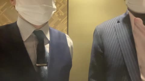 仕事の良い面、難しい面を話すの映像