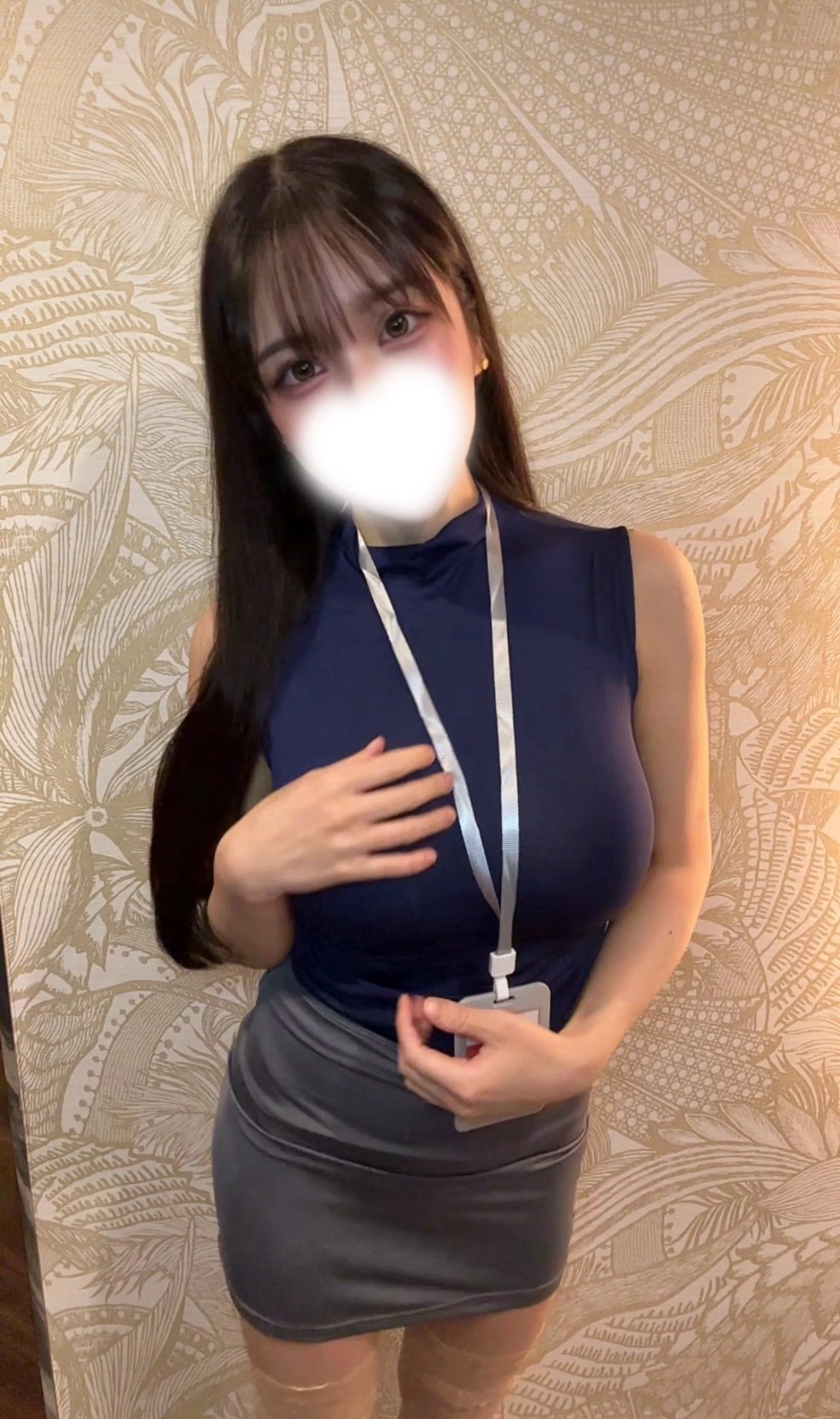 小川あさひ 自撮り写真 ネイビー・カジュアル 3