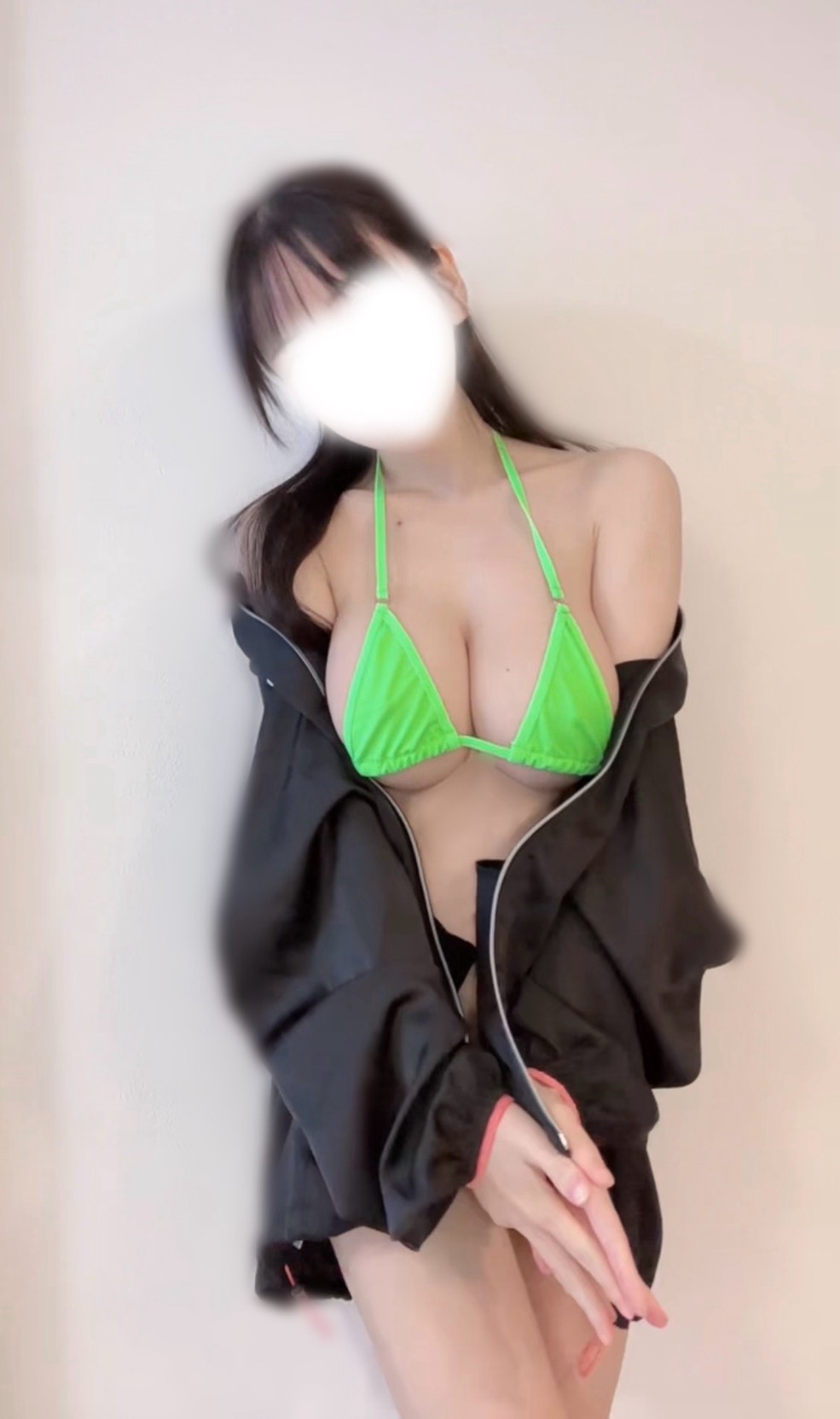 OGAWA ASAHI Self-portrait photo Green swimsuit 3